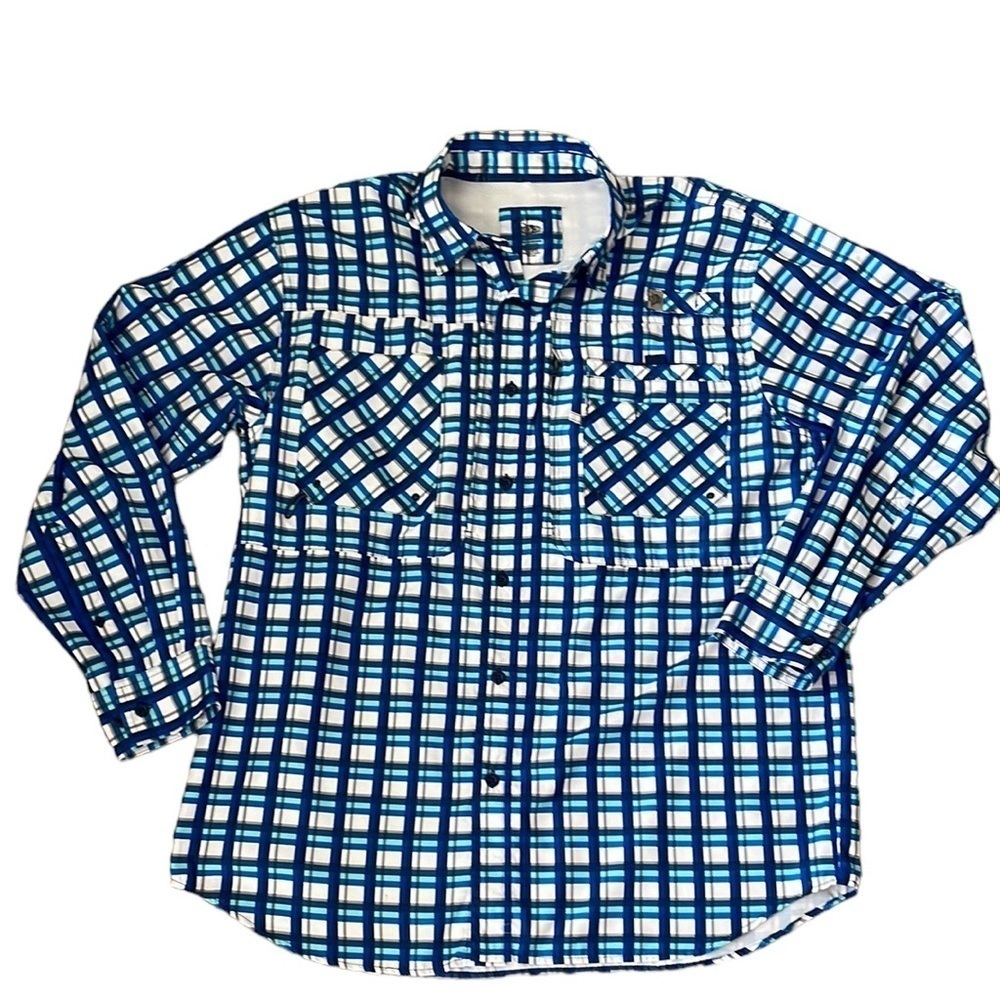 Reel Legends Performance Fishing Button up Shirt‎